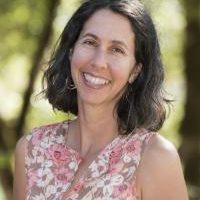 photo of author erica etelson