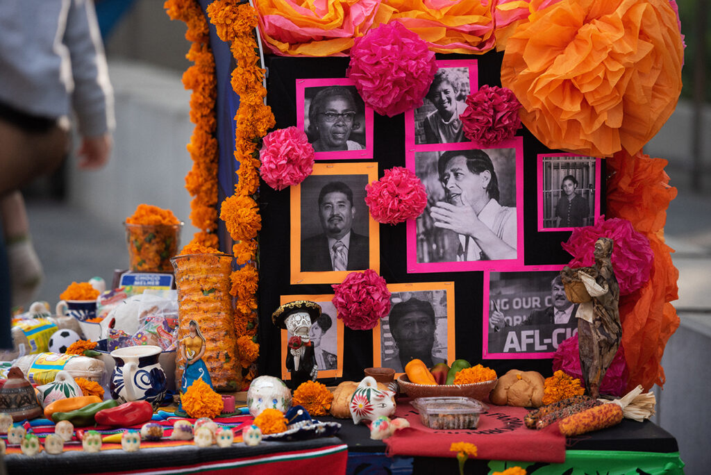 Community Altars for Día de los Muertos Symbolize Tradition, Loss, and Hope  - YES! Magazine