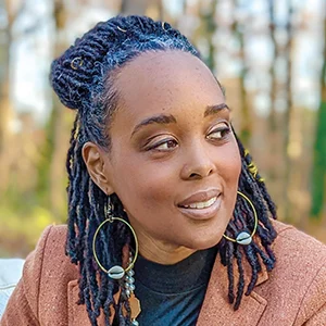 An image of illustrator Dania Wright