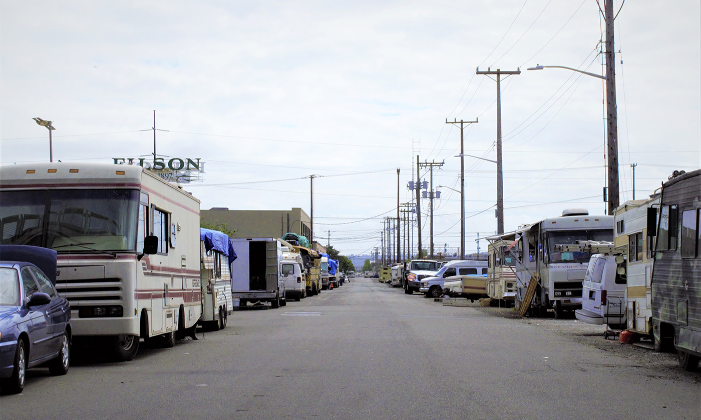 1.parking-homeless-crowded-public-parking.jpg