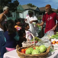 How “Giftivism” Helped Turn a Tough Oakland Street Into a Close-Knit Community