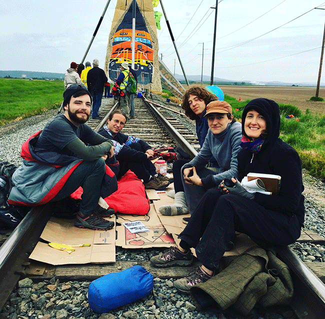 When the Police Came, I Didn’t Risk Arrest. So What Was My Role at the Break Free Climate Action?