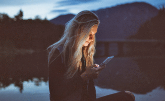 Social-Media-Comments.gif
