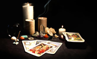1.tarot-set-up.jpg